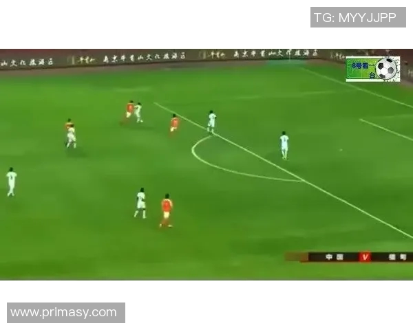 足球守门员GK的含义解析及其在比赛中的重要性探讨 足球守门员GK的含义解析及其在比赛中的重要性探讨